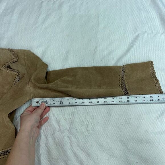 Kenneth Cole Tan Suede‎ Crochet Trim Boho Hippie Jacket 6P Women’s - Picture 7 of 8